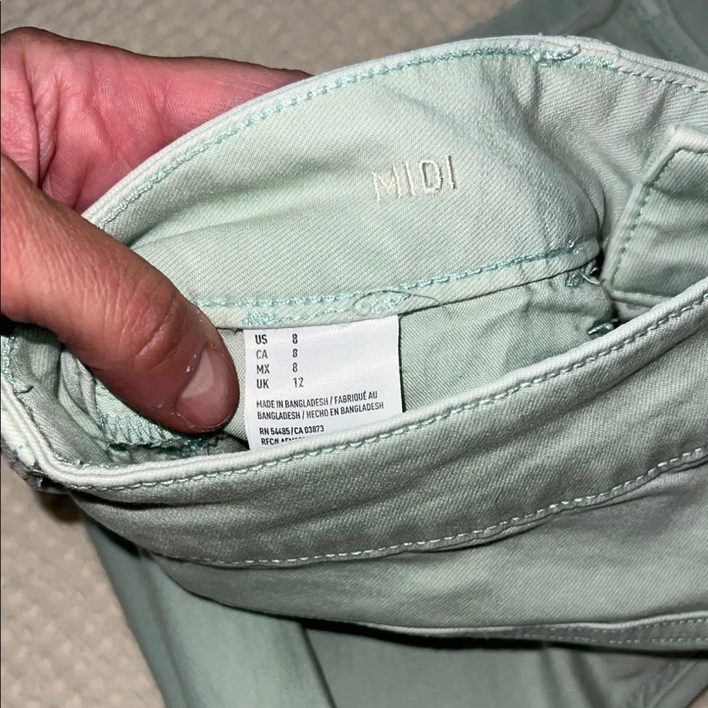 American Eagle Outfitters Green Midi Shorts Mid-Rise Stretch - Picture 4 of 5